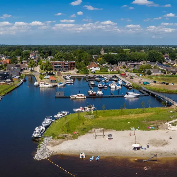Strand Oudega haven